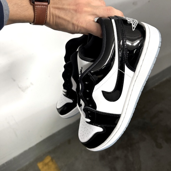 NEW Air Jordan 1 Low SE Concord (Patent Panda) - Size 10.5 US - Picture 14 of 15